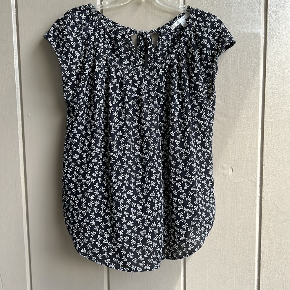 LC Lauren Conrad Bow Print Blouse_Size L